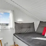 Vakantiehuis Stunning In Sjaellands Odde