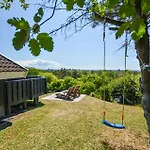 Vakantiehuis Stunning In Sjaellands Odde
