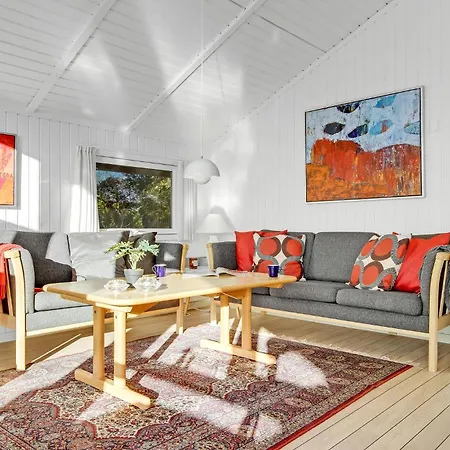 Stunning In Sjaellands Odde * Yderby